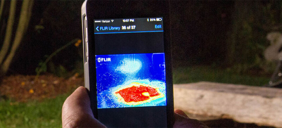 Flir One gjør smarttelefonen om til et varmesøkende kamera.