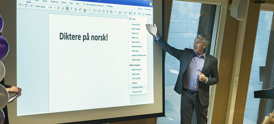 Mike Tholfsen, produktsjef i Microsoft Education Corp demonstrerte tale til tekst under lanseringen tirsdag.