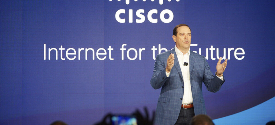 – Innovasjon krever fokuserte investeringer, det rette teamet og en kultur som verdsetter oppfinnsomhet og fantasi, sier Chuck Robbins, CEO i Cisco. Her fra gårsdagens lansering i San Francisco.
