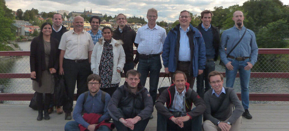 READEX-partnere på møte i Trondheim i september 2017. Konsortiet består av tyske TU Dresden, TU München og GNS mbH, tsjekkiske IT4Innovation, National University of Ireland Galway, Intel France og Norges teknisk-naturvitenskapelige universitet. Fra NTNU deltar Institutt for elektroniske systemer og Institutt for datateknologi og informatikk. READEX-partnere på møte i Trondheim i september 2017. Konsortiet består av tyske TU Dresden, TU München og GNS mbH, tsjekkiske IT4Innovation, National University of Ireland Galway, Intel France og Norges teknisk-naturvitenskapelige universitet. Fra NTNU deltar Institutt for elektroniske systemer og Institutt for datateknologi og informatikk.