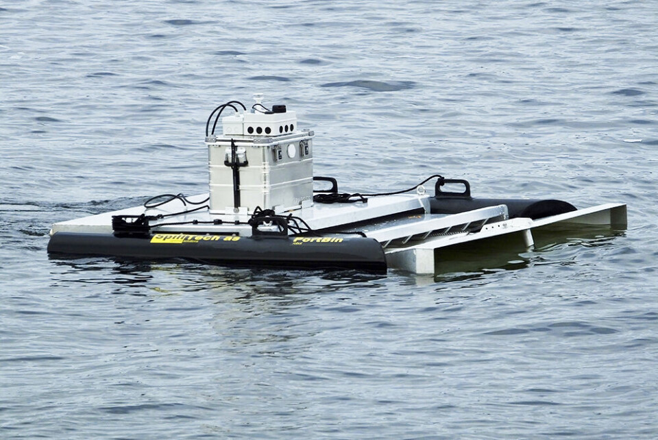 SpillTechs «PortBin robot» er en autonom oppsamler som er tenkt brukt i avgrensede havneområder. Denne modellen er også et produkt som studentene ved USN skal teste og viderutvikle. SpillTechs «PortBin robot» er en autonom oppsamler som er tenkt brukt i avgrensede havneområder. Denne modellen er også et produkt som studentene ved USN skal teste og viderutvikle.