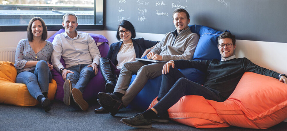 Det norske teamet som skal støtte oppstartsbedrifter, består av, fra venstre: Silje Gulbrandsen, Henrik Jacobs, Izabela Hawrylko, Johannes Berrum og Casper Martens Larsen.