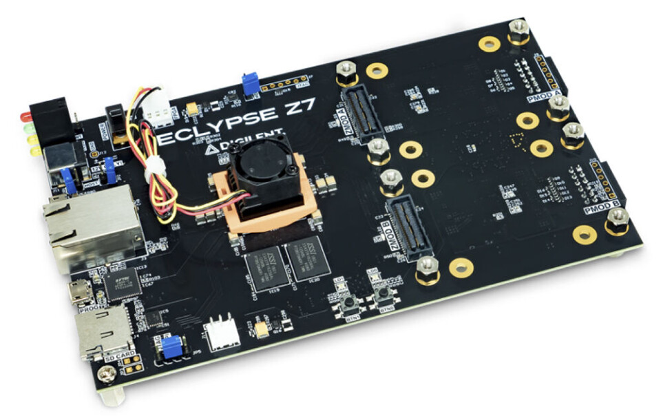 Figur 3: Eclypse Z7 er utviklingskortet Zynq-7000 AP SoC med SYZYGY-kompatible ekspansjonskontakter.