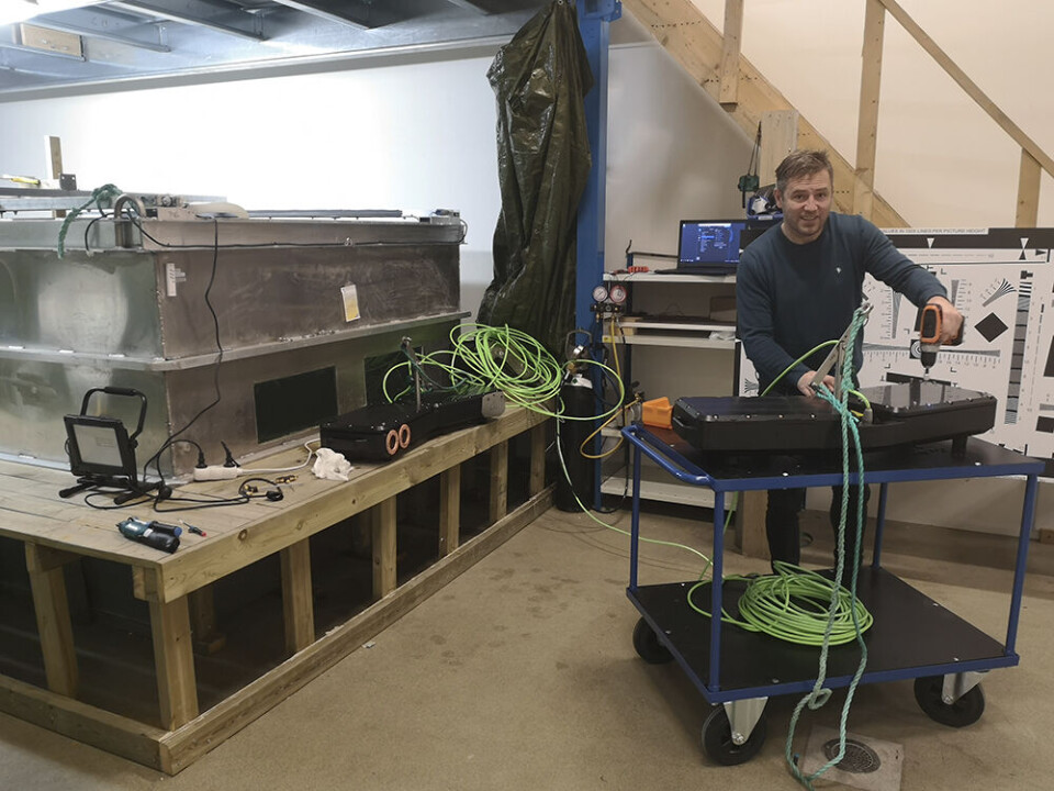 På laben i Trondheim jobbes det intenst med å forbedre biomasseteknologien, ikke minst for å kunne produsere enhetene mest mulig rasjonelt. Her omgås doktoringeniører i fysikk og elektronikk, programvareutviklere og maskiningeniører i tett samspill.