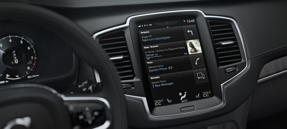Volvo har meldt seg inn i Open Automotive Alliance og vil starte å implementere Android Auto i nye modeller. Brukeren får tilgang til en rekke tjenester via en stor berøringsskjerm og/eller talekommandoer.