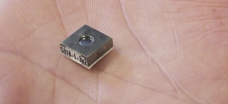 Resultatet av årelang, tverrfaglig forskning ved Sintef og intensivt miniatyriseringsarbeid og videreutvikling hos SensiBel: En MEMS-mikrofon med studiokvalitet – på bare 4 x 3 x 2 mm.