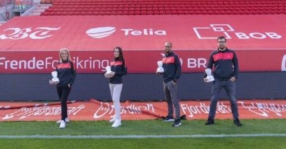 Telia er Branns digitale hovedpartner, og gjør det mulig å utnytte de digitale mulighetene. Fra venstre: Therese Andvik Rygg, Janne Håland, Lars Petter Mongstad og Mats Thorbjørnsen i Brann.