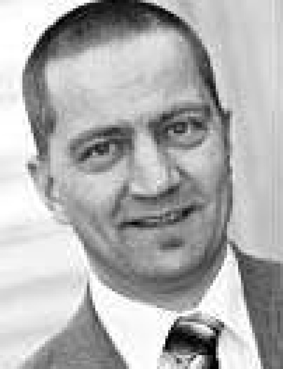Helweg tilbake til Data Respons