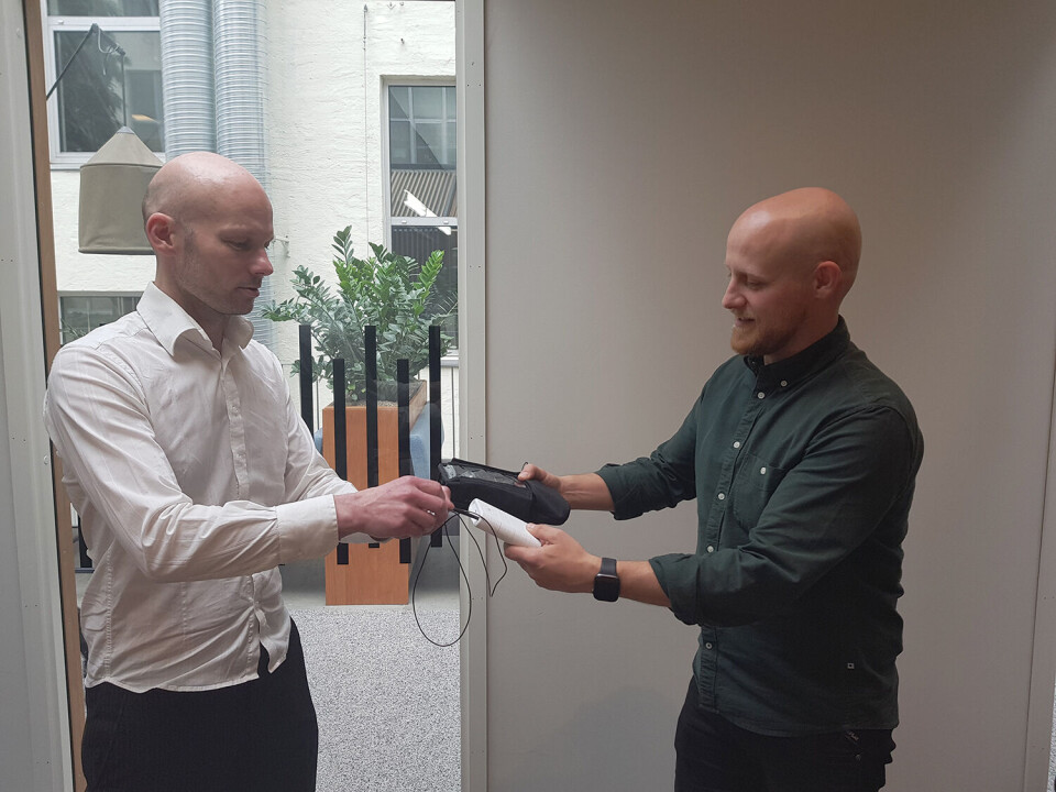 Overlevering av første prototypeserien, ved Bjørn Hagen, Inventas og Mats Hetling, Nordiq products. Overlevering av første prototypeserien, ved Bjørn Hagen, Inventas og Mats Hetling, Nordiq products.