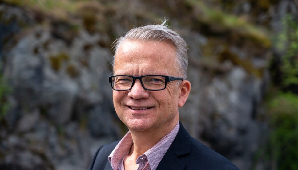 Geir Elsebutangen fra Telenor mener kraftbransjen må sjekke hvilke tjenester de bruker over kobbernettet. 31. desemeber 2022 stenges nemlig dette nettet. Geir Elsebutangen fra Telenor mener kraftbransjen må sjekke hvilke tjenester de bruker over kobbernettet. 31. desemeber 2022 stenges nemlig dette nettet.