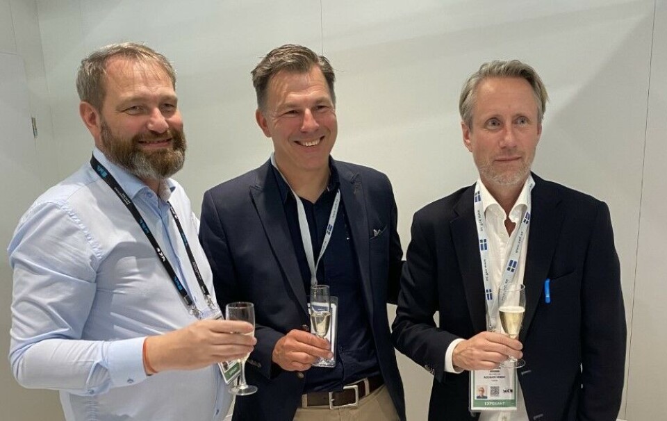 Bildetekst: fra venstre: Olivier Nicollin, Per Häglund, Peter Åkesson. Bildetekst: fra venstre: Olivier Nicollin, Per Häglund, Peter Åkesson.