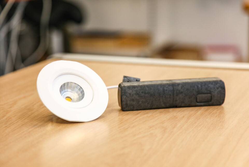 CircuLine-serien i resirkulert plast vil på sikt inkludere både lysarmaturer og elektromateriell, som komfyrvakter. CircuLine-serien i resirkulert plast vil på sikt inkludere både lysarmaturer og elektromateriell, som komfyrvakter.