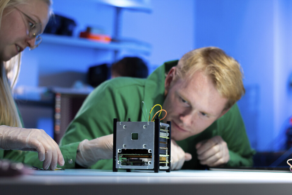 FramSat er Orbit NTNUs første partnerekspedisjon, der de samarbeider med Eidsvoll Electronics AS (EIDEL) for å teste og verifisere deres solsensor. FramSat er Orbit NTNUs første partnerekspedisjon, der de samarbeider med Eidsvoll Electronics AS (EIDEL) for å teste og verifisere deres solsensor.