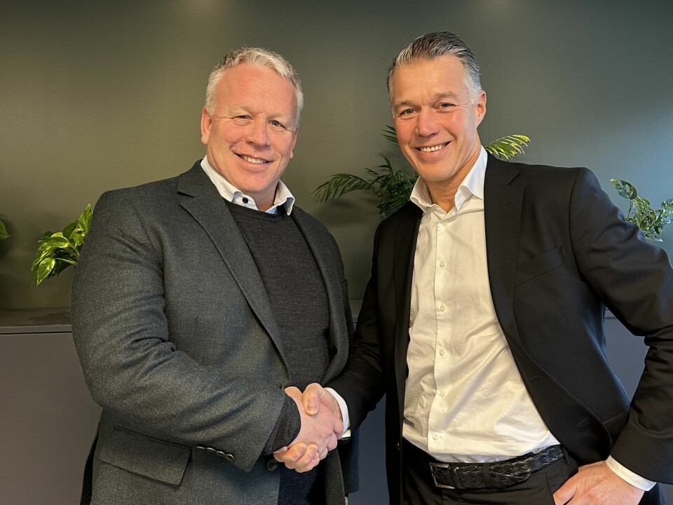 Green Mountain-sjef Svein Atle Hagaseth og Coromatics konsernsjef Peter Neuberg ved signering av avtalen, som strekker seg over flere år.