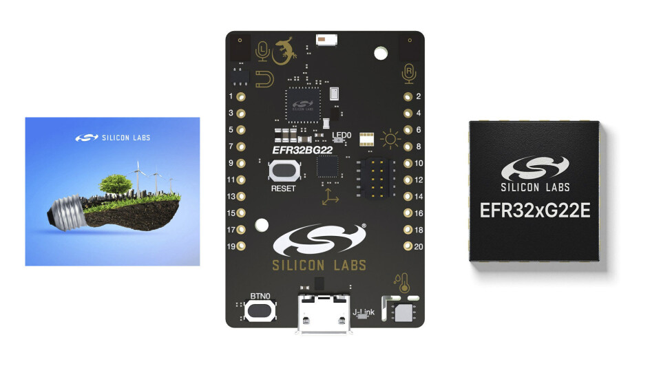 Utviklingskortet i midten og SoC med trådløs, energihøstende mikrokontroller til høyre.