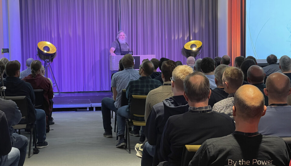 Robert C. Seacord kommer i år som i fjor, da bildet ble tatt. Han er standardiseringsleder hos Woven Planet, og jobber med Software Craft. Men sjekk ut lenkene lenger ned, så får du en oversikt over hva som skjer og hvem som taler.