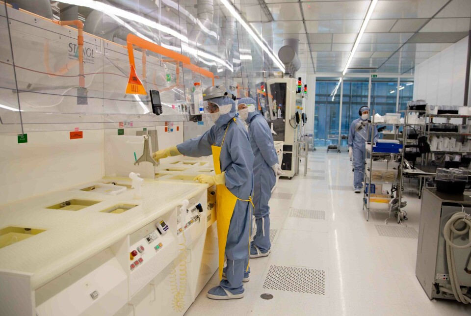 På SINTEF MiNaLab gjøres alt, fra idé til produksjon. Dette er den eneste uavhengige, komplette linje for utvikling og fabrikasjon av mikrobrikker i Norge. Nå er det på tide å oppskalere, mener mange.