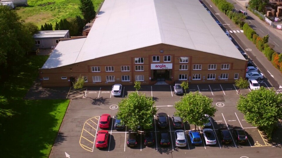 Cambridge-baserte Anglia Components utvider lagerfasilitetene og ekspanderer i Europa.