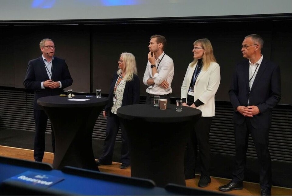 Panelsamtale med Håkon Haugli (Innovasjon Norge), Ellen Dahler Tuset (Kongsberg Discovery), Lars Enge (Tomra), Jenny Olsson Picalausa (Sony) og Morten Dalsmo (SINTEF). Foto: Stian Thorvaldsen
