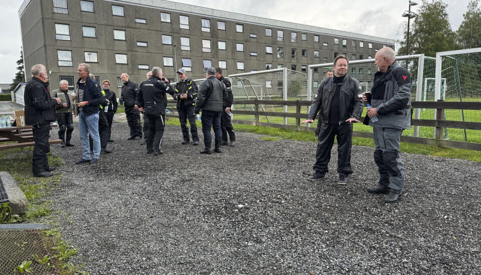 Samling før avgang fra Lier MC-klubb på Tranby. Bildet ble tatt før alle var samlet.