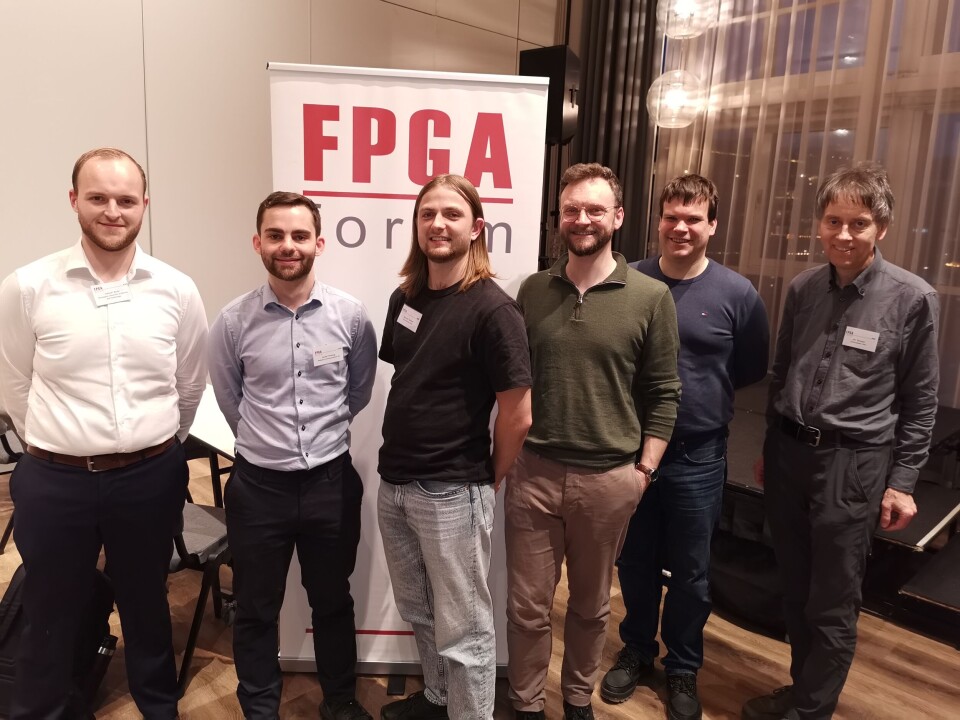 Vinnerkandidatene med sine veiledere: F.v. Samuel Boyle, Daniel Vorhaug, Sigmund Haaland, Kristoffer Robin Stokke, Håkon Kvale Stensland og Jim Tørresen. Milica Orlandic var ikke til stede da bildet ble tatt.