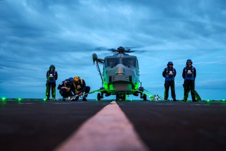 Systemet gjennomgikk grundige og vellykkede tester utenfor sørkysten av England i juli, da et Wildcat-helikopter utførte dag- og nattlandinger over flere dager.