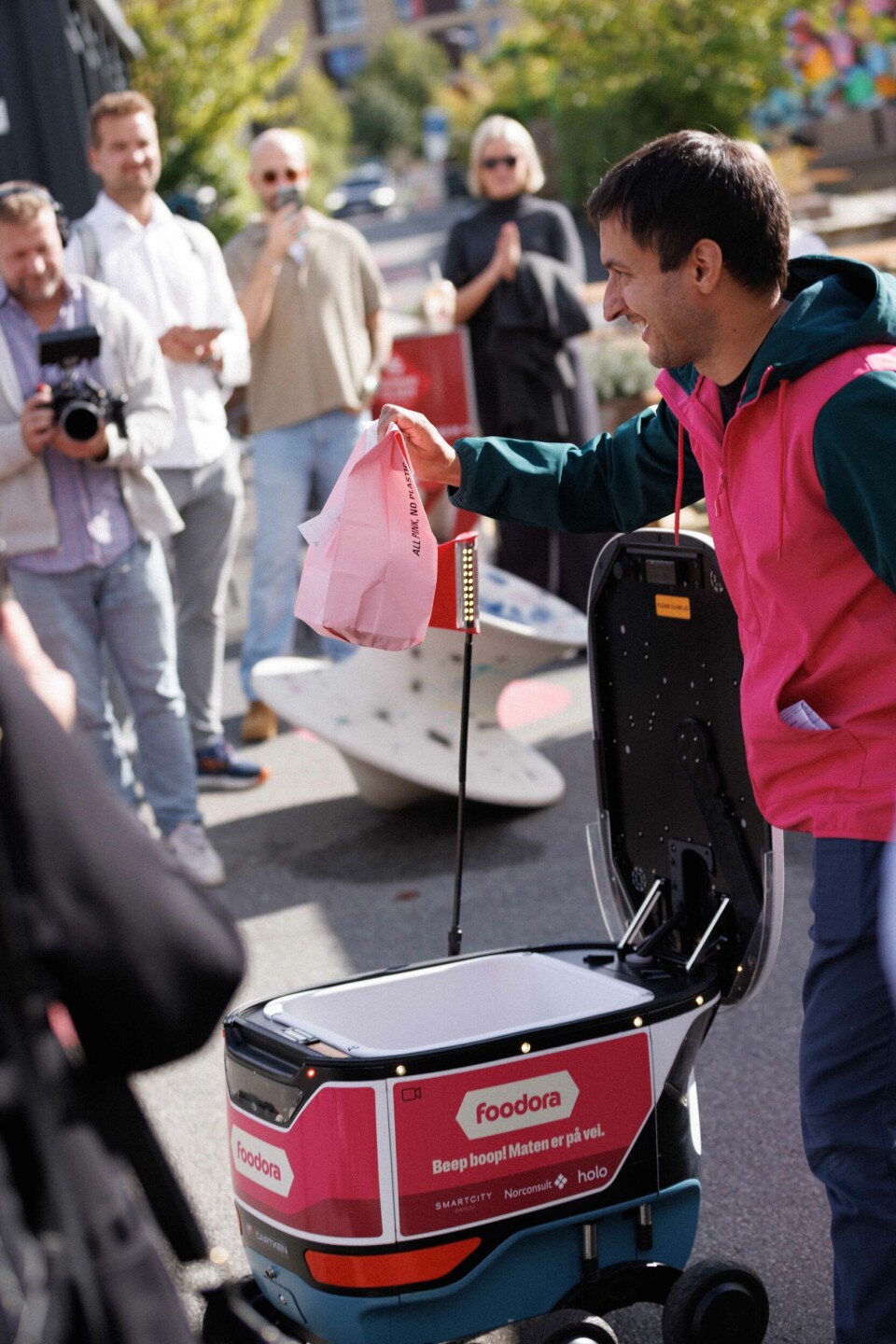 – Utrolig gøy, mener Prashant Søegaard, administrerende direktør i foodora Norge.