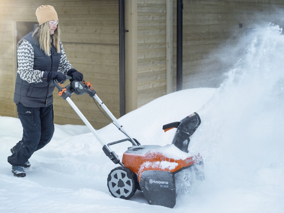 Lanserer batteridrevne snøfresere