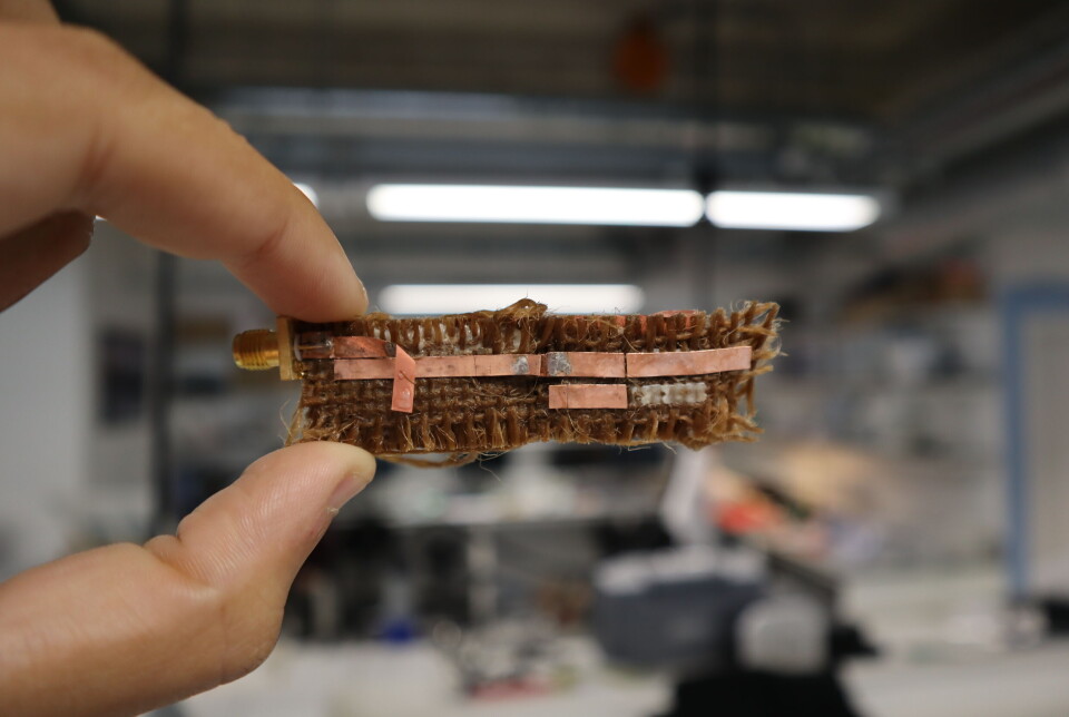 Soluboard fra Jiva Materials er et nytt kortmateriale basert på naturfibre som jute og lin, kombinert med en vannløselig harpiks.
