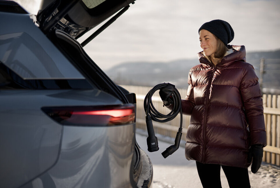 Hertz med ny DEFA-avtale
